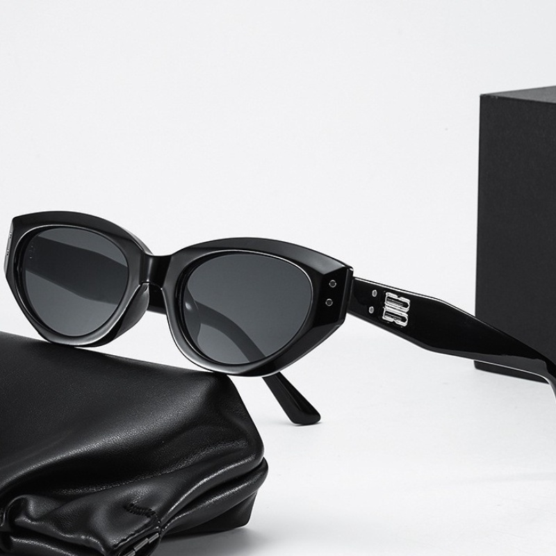 Kính Mát Mắt Mèo Khung Hẹp Chống Tia UV Phong Cách Retro Mẫu Mới 2023 Cho Nữ