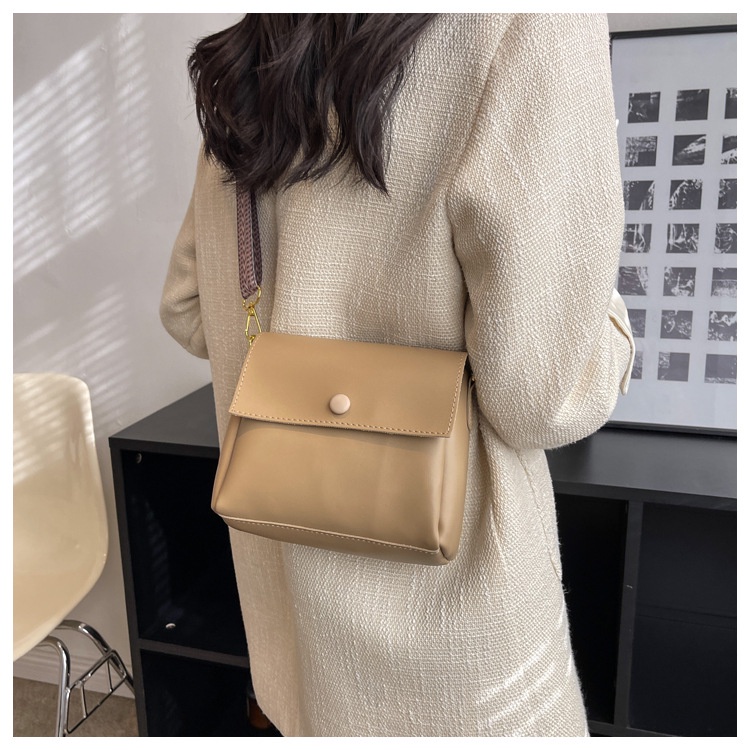 Túi Đeo Chéo Hình Vuông Nhỏ Quai Đơn Giản Thời Trang Mới 2023 HZFTR0585