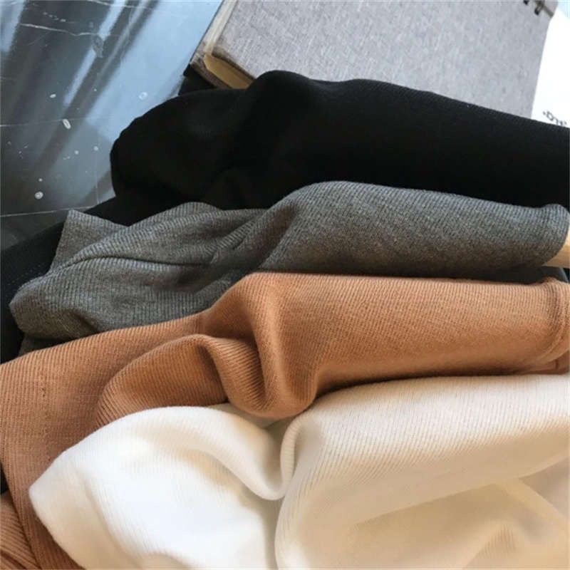 Áo Thun Tay Ngắn Cổ Chữ V Bằng Lụa Băng Siêu Mỏng Phong Cách Mới Thời Trang Mùa Hè Dành Cho Bạn Nữ