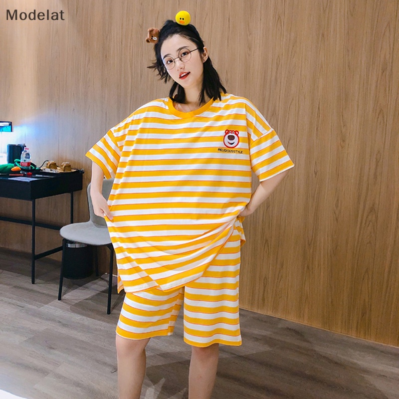 Bộ Đồ Ngủ Áo Thun Kẻ Sọc + Quần Short Dáng Rộng In Họa Tiết Hoạt Hình Dễ Thương Cho Nữ