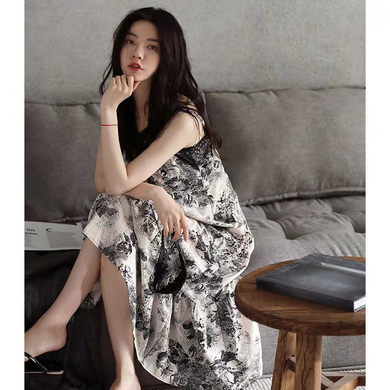 Đầm Ngủ Hai Dây Mỏng Mùa Hè Có Đệm Ngực Gợi Cảm Có Thể Mặc Ở Nhà Cho Nữ