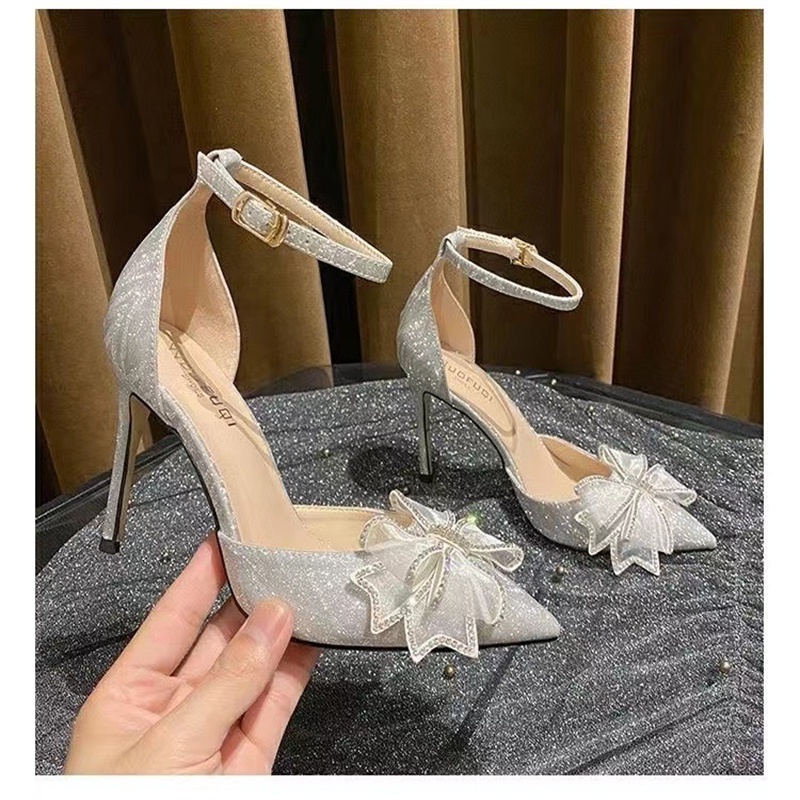 Giày Cao Gót Đính Pha Lê Màu Bạc Thời Trang Mới 2023