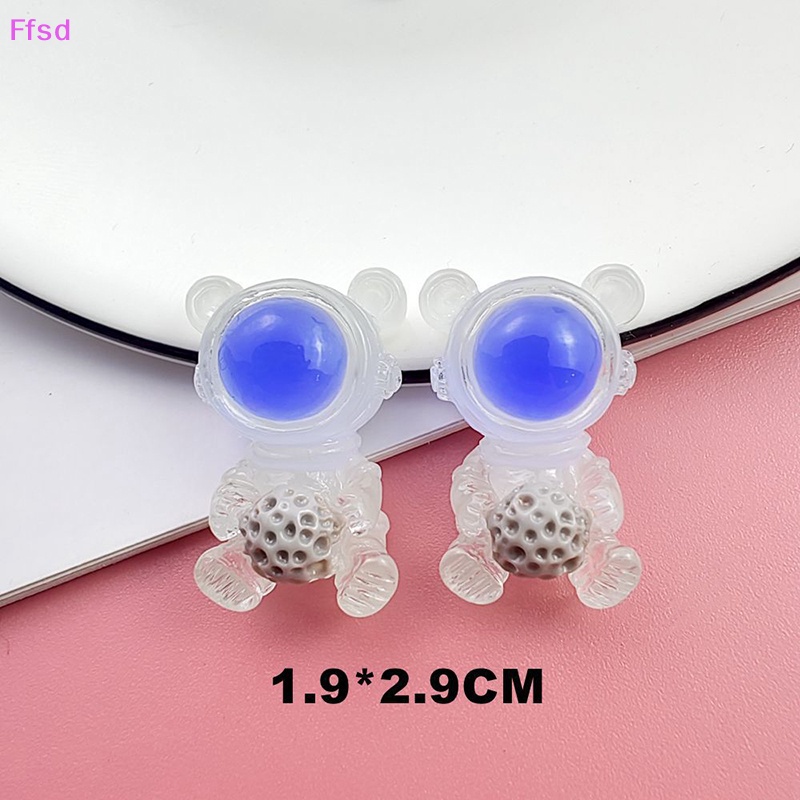 {Ffsd} Set 10 Đồ Chơi Slime Resin Trong Suốt Màu Xanh Dương Phát Sáng Hình Phi Hành Gia Vũ Trụ Đáng Yêu