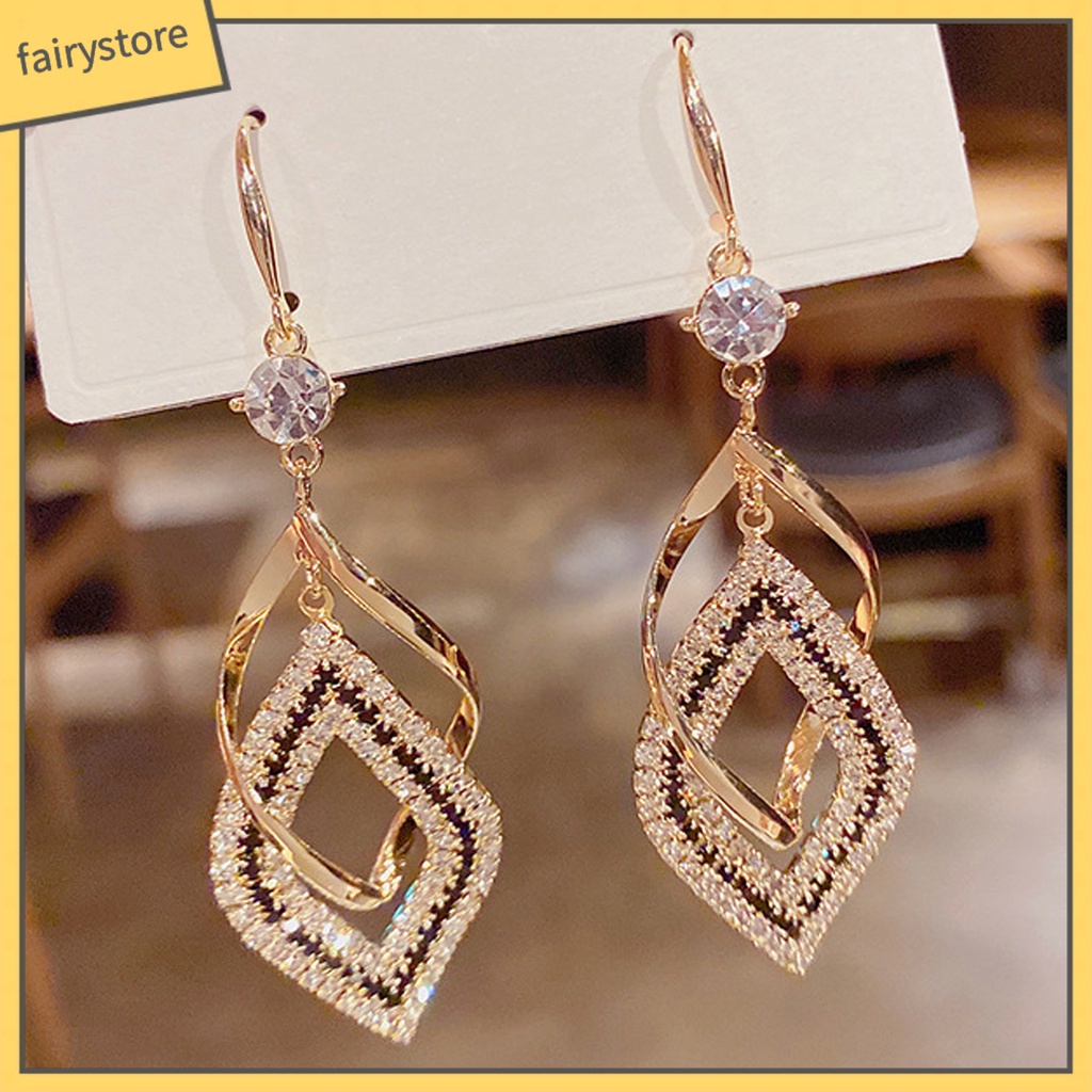 1 Đôi Bông Tai Hình Học Rỗng Đính Đá Sáng Bóng Phong Cách Vintage Dành Cho Nữ