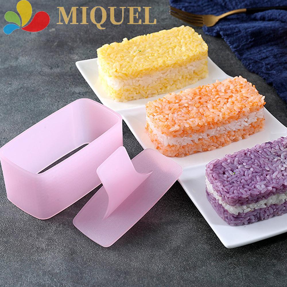 Khuôn Làm Sushi Nhiều Tầng Chống Dính Kèm Muỗng Tiện Dụng DIY