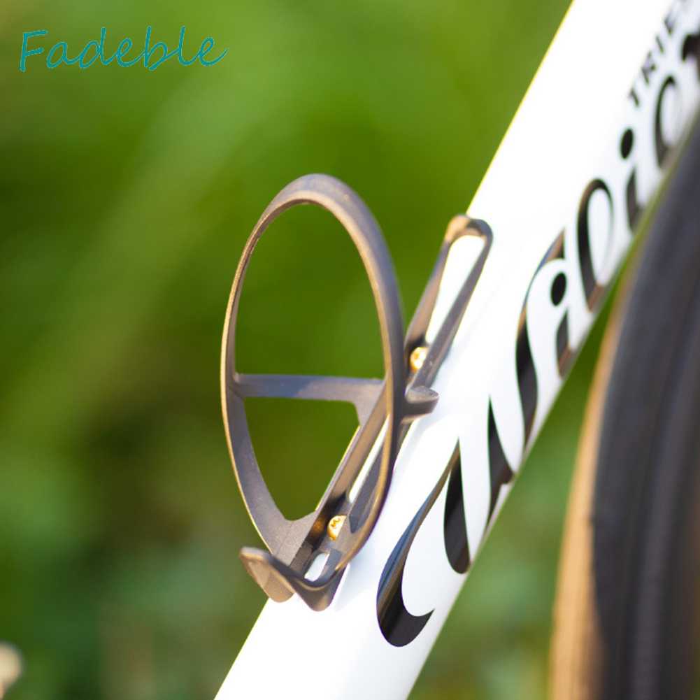 Giá Đỡ Bình Nước Gắn Xe Đạp Leo Núi Tiện Lợi