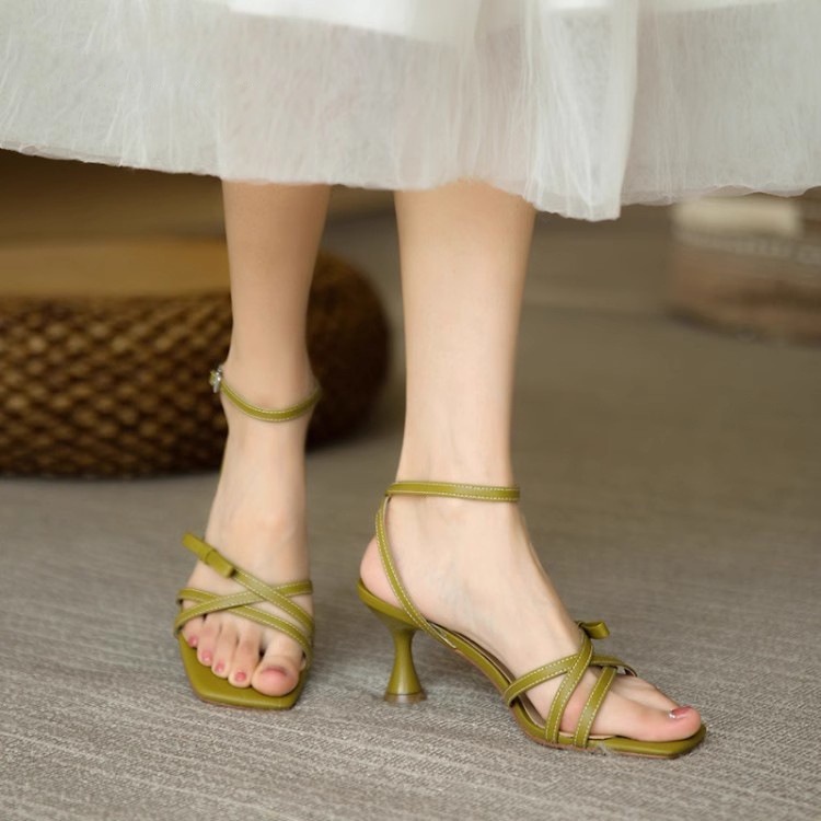 Duoya Tóc Thẳng ~ [Hàng Có Sẵn] Sandal Cao Gót Dây Da Mềm Đính Nơ Màu Xanh Lá Phong Cách Hàn Quốc Sang Trọng Cho Nữ Mùa Hè Miễn Phí Vận Chuyển