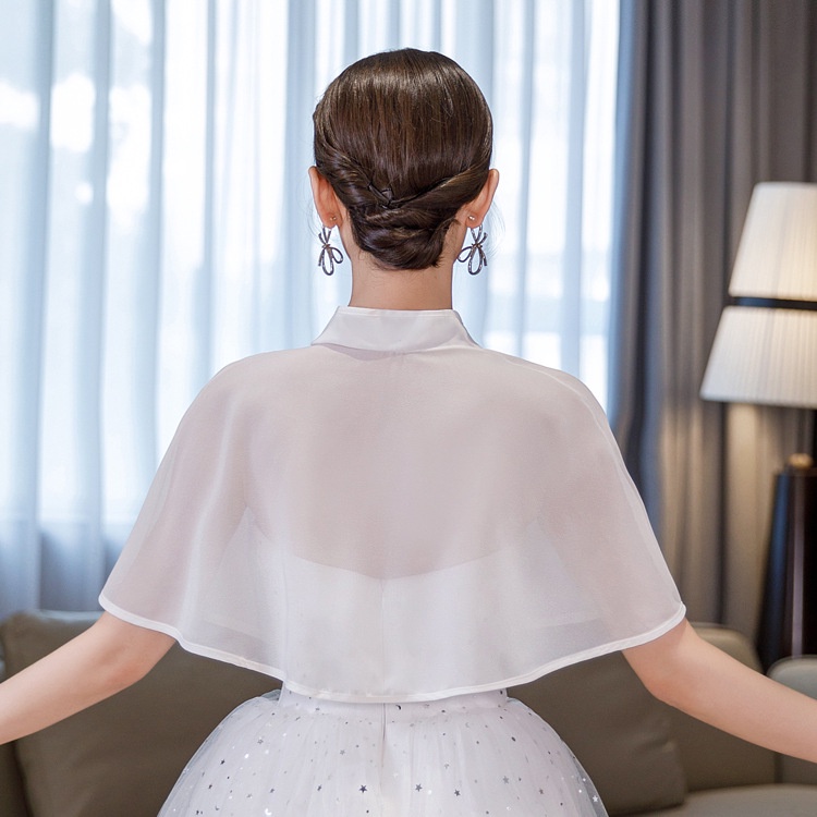 Áo Choàng Cô Dâu Hóa Trang # 1