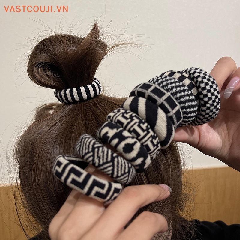 Bộ 5 Dây Buộc Tóc Cao Su Co Giãn Không Đường May Màu Trắng Đen Phong Cách Vintage Thời Trang Cho Nữ