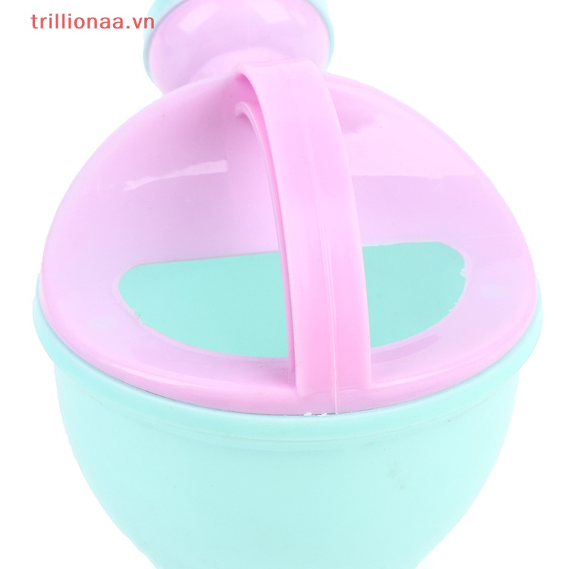 Bình Tưới Cây Bằng Nhựa Nhiều Màu Sắc Dễ Thương Cho Bé