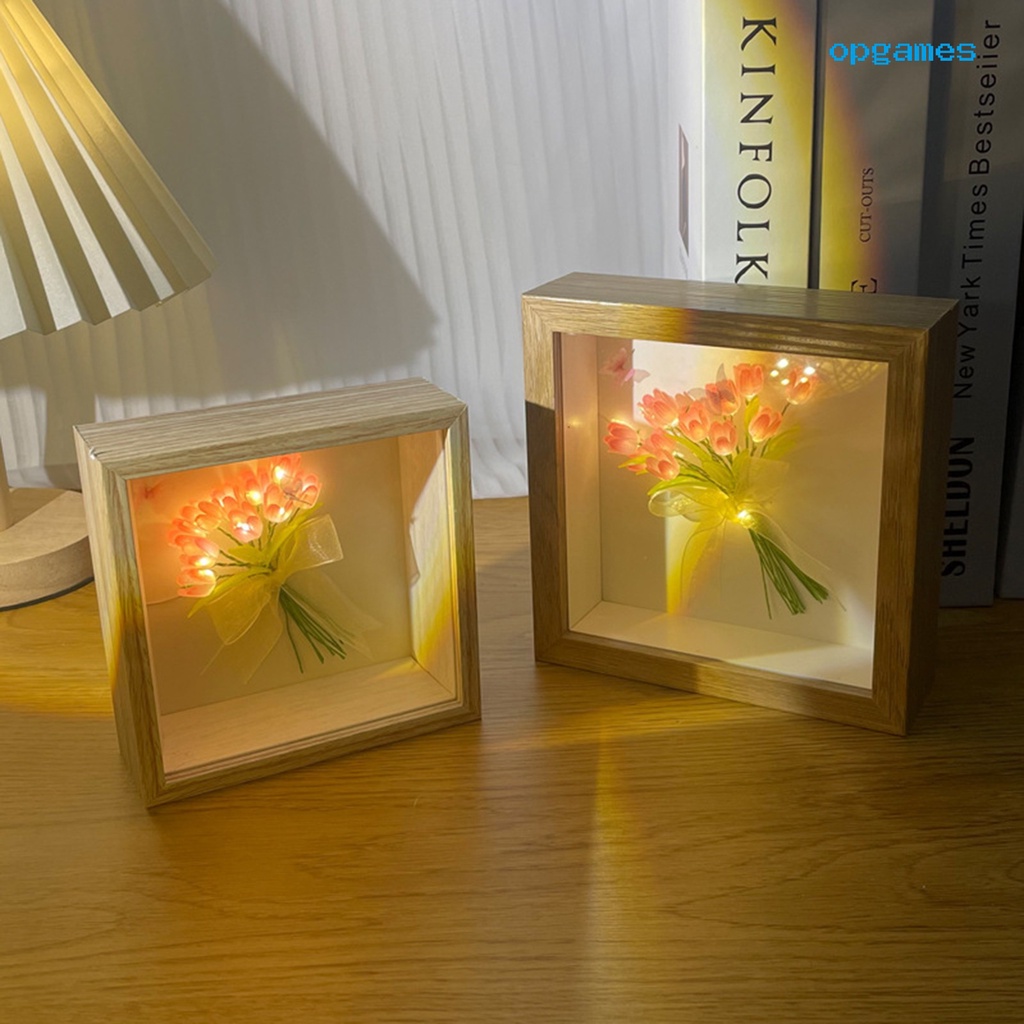 Khung Ảnh Gỗ Hình Hoa Tulip Thắt Nơ Xinh Xắn 10 / 13 / 16