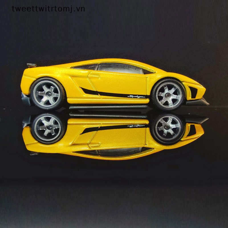 Mô Hình Bánh Xe Mini Tỉ Lệ 1 / 64 Cho Xe Đua Đồ Chơi