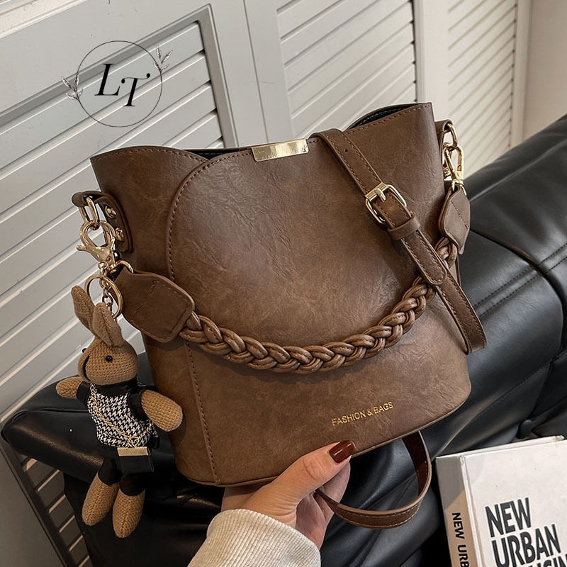 Miss.LT túi xách nữ đeo chéo túi tote da  Beautiful Stylish ins Korean Style tote bag túi tote đeo chéo  L91TMEQ 37Z230911