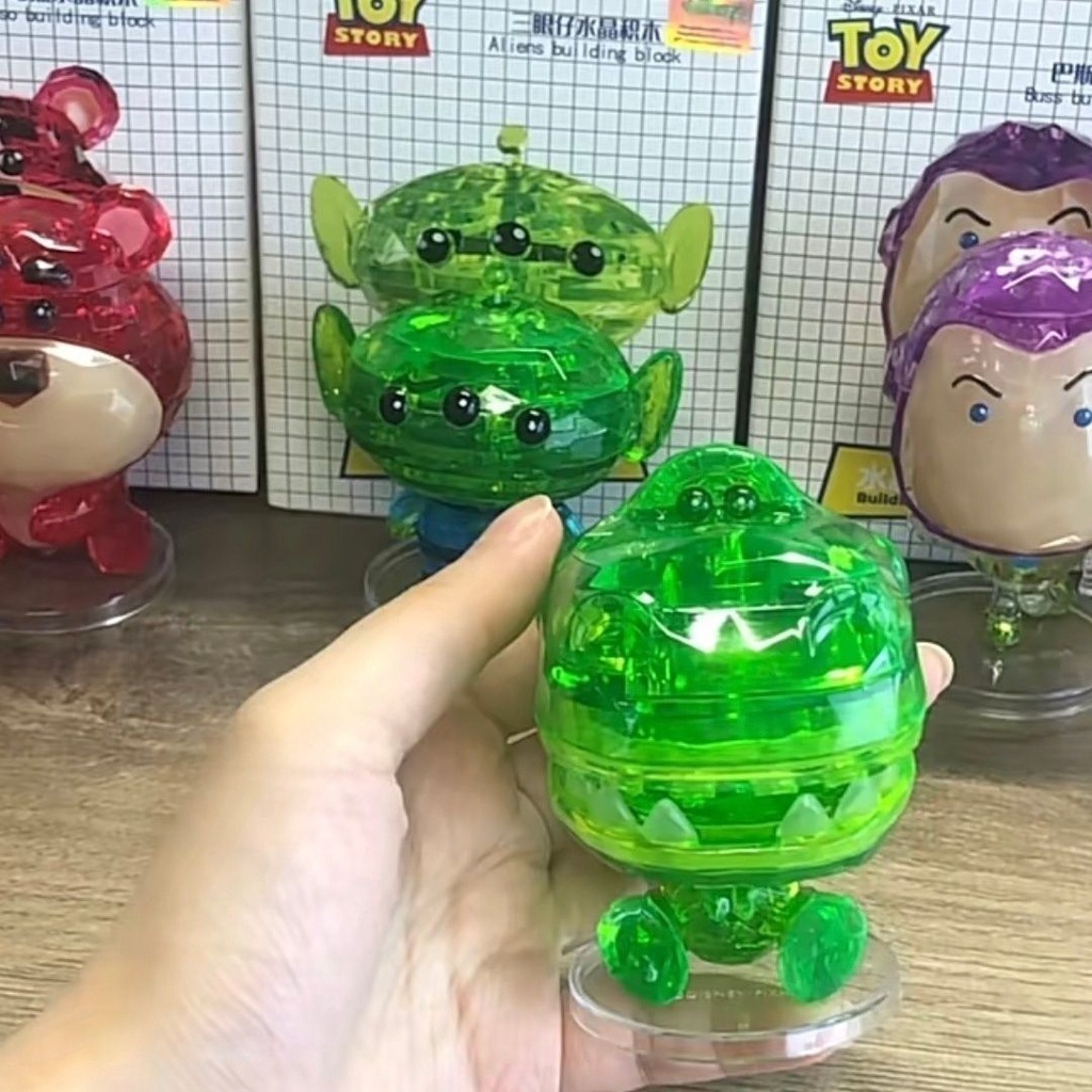 Đồ Chơi Khối Lắp Ráp Mô Hình Nhân Vật Disney Gấu Buzz Lightyear Ba Mắt Trong Phim Toy Story