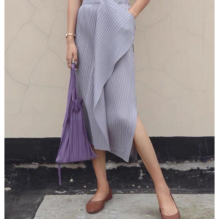 Issey Miyake Niche Chân Váy Xếp Ly Một Bên Một Bên Viền Xẻ Tà Issey Miyake Phong Cách Kiến Trúc Cho Nữ