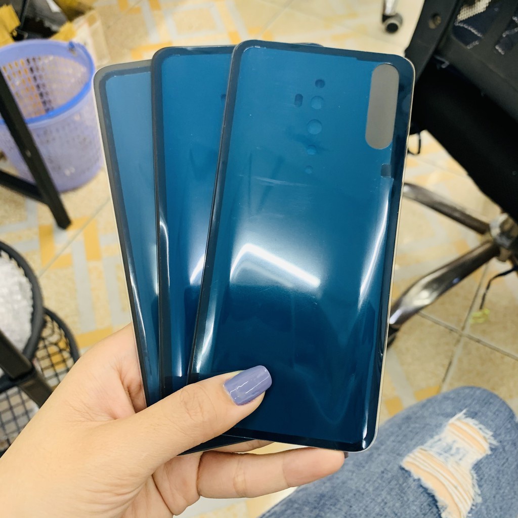 Nắp lưng, mặt kính lưng OPPO Reno 2F linh kiện đẹp hàng như hình.