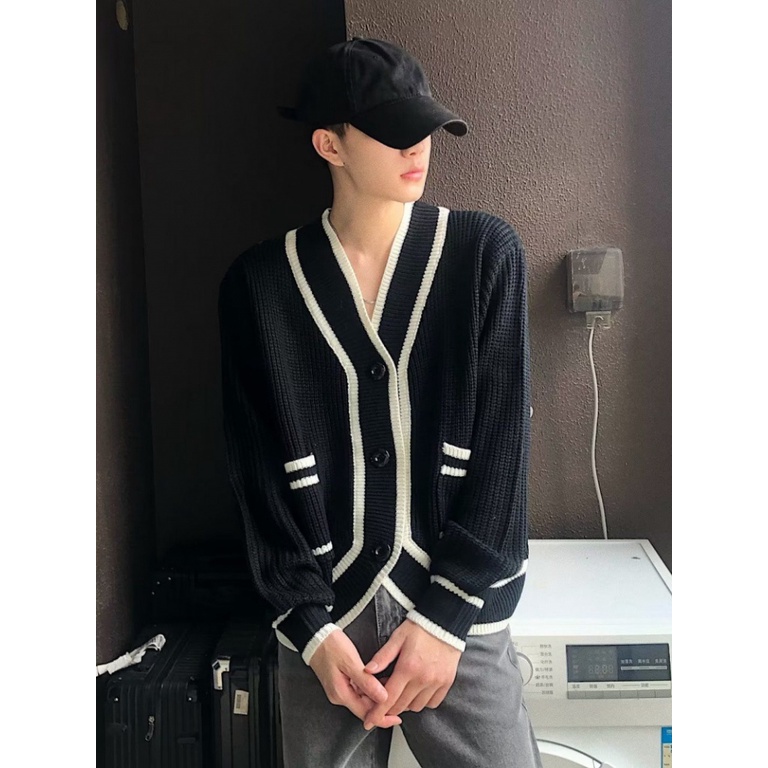 Áo Khoác Cardigan Dệt Kim Cổ Chữ V Dáng Rộng Họa Tiết Kẻ Sọc Trắng Đen Phong Cách Hàn Quốc Thời Trang Xuân Thu Cho Nam Và Nữ