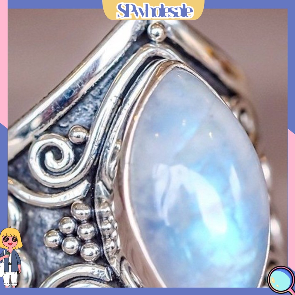 <SPwholesale> Nhẫn Đính Đá Mặt Trăng Hình Oval Lớn Độc Đáo Phong Cách Punk Cổ Điển