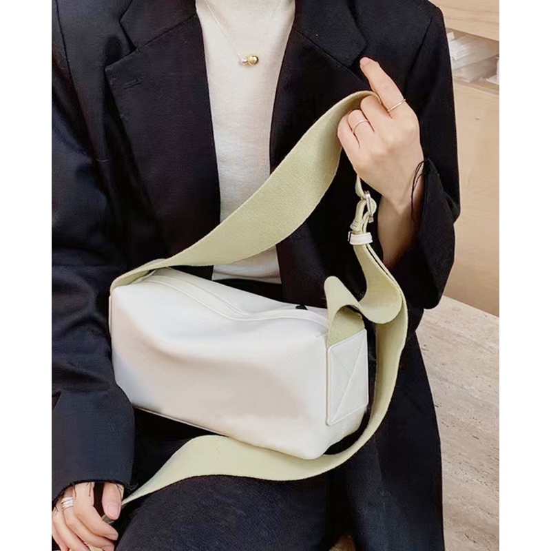 Túi Đeo Chéo Da PU Phối Vải Canvas Mềm Dây Bản Rộng Màu Sắc Tương Phản Thời Trang Mùa Hè Cho Nữ