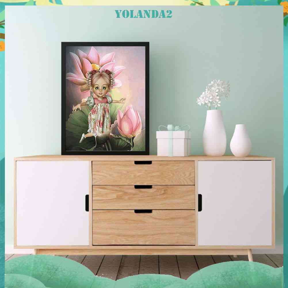 Tranh Đính Đá 5D Tự Làm Họa Tiết Bé Gái Hoạt Hình