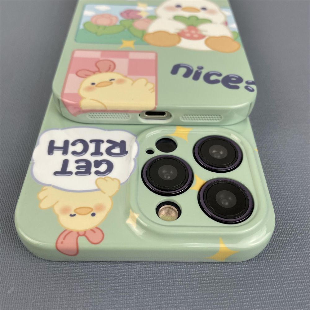 Ốp Điện Thoại Họa Tiết Hoạt Hình Chú Vịt / Dâu Tây Dễ Thương Cho iPhone12 X / XS8 7FW5 11 13 plus