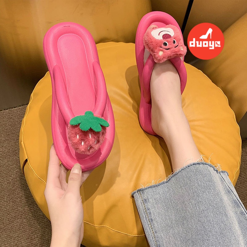 Duoya Tóc Thẳng ~ [Hàng Có Sẵn] Dép Xỏ Ngón Đi Biển Mùa Hè Dày Dặn Họa Tiết Gấu Dâu Tây Dễ Thương Cho Nữ Giao Hàng Miễn