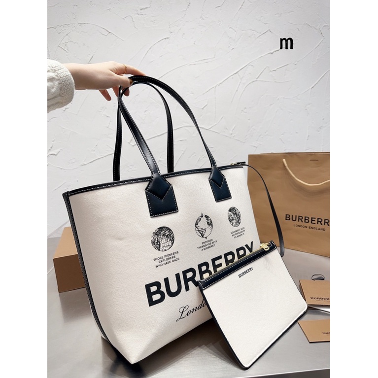 B9XK BURBERRY 2022 new canvas classic elegant shopping bag ins retro popular large capacity casual fashion all-match handbag