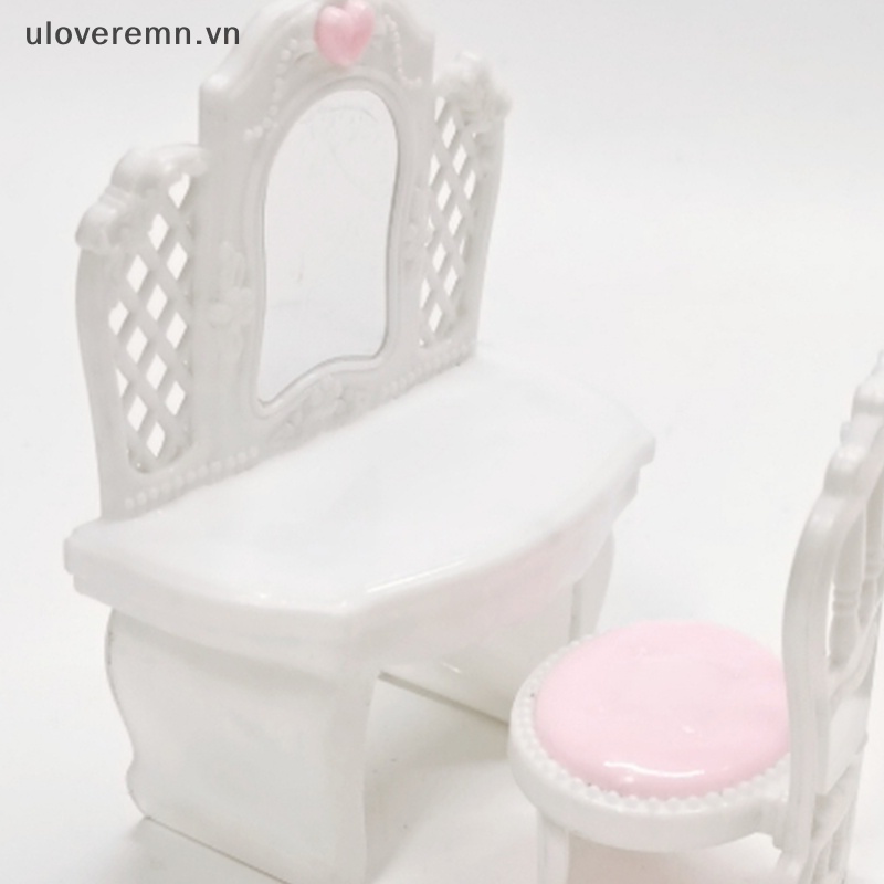 Mô Hình Đồ Trang Điểm Bằng Nhựa Tỉ Lệ 1: 12 Cho Nhà Búp Bê