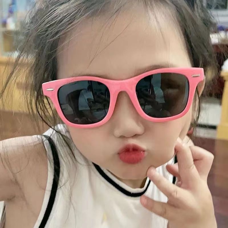 Trẻ em Trend Silicone Sunglasses UV bảo vệ mắt