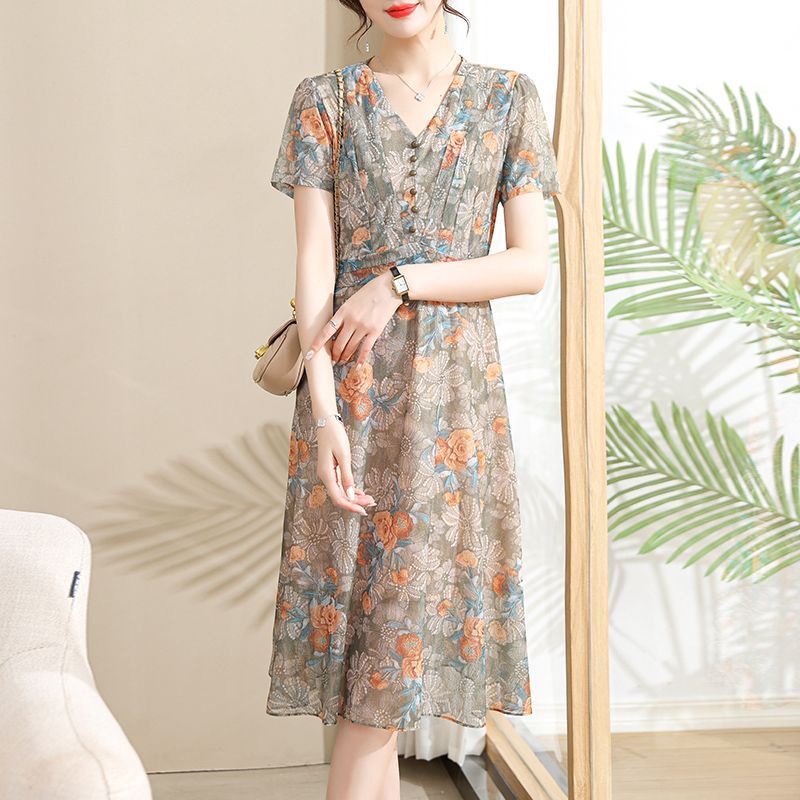 Đầm Hoa Dáng Dài Phong Cách Phương Tây Thời Trang Mùa Hè 2023 Mới Mẻ 40-50 Tuổi