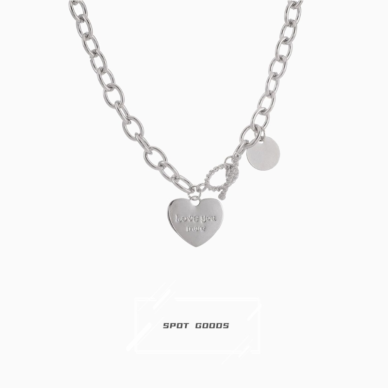 Vòng cổ Mặt Trái Tim Khắc Chữ Bằng Thép Titan Không Gỉ Thời Trang