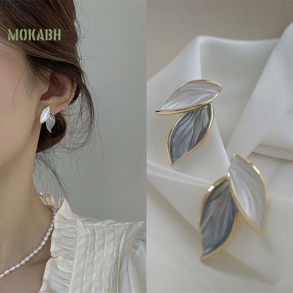 1 Đôi Bông Tai Hình Chiếc Lá Thiết Kế Nhẹ Nhàng Lâu Trôi Thời Trang Cho Nữ