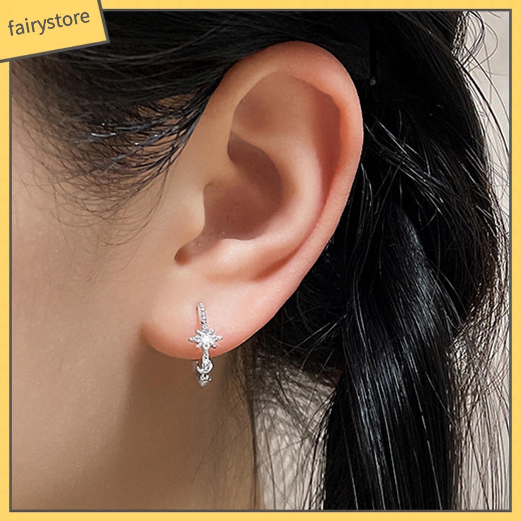 1 Khuyên Tai Hình Trăng Sao Đính Đá Thời Trang