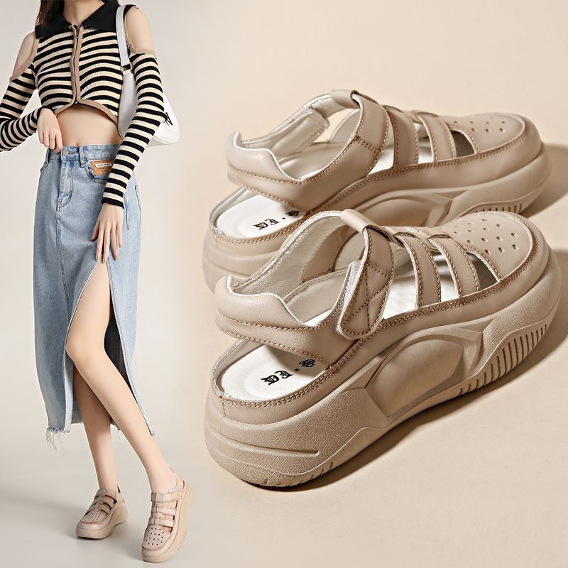 Giày Sandal Da Thật Đục Lỗ Siêu Nhẹ Thời Trang Thể Thao Nữ