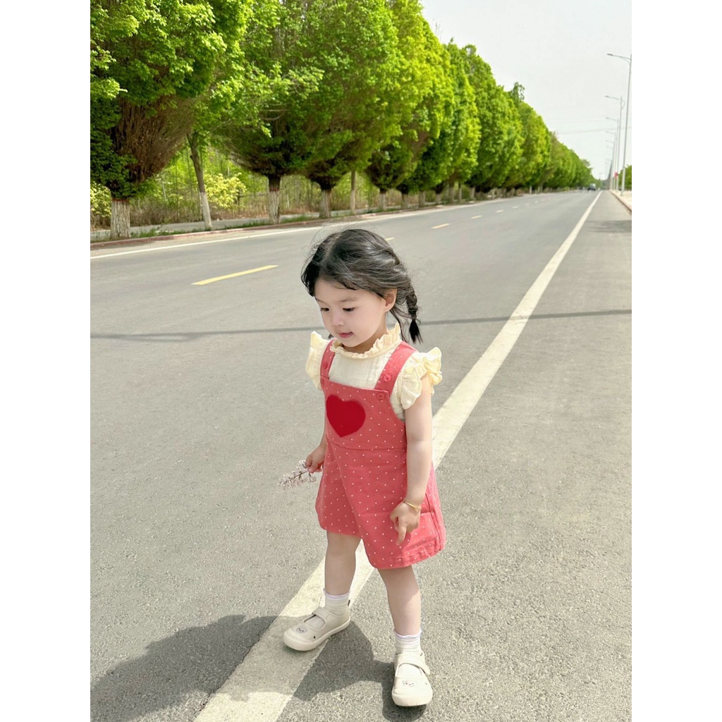 Bộ Áo Sơ Mi Tay Bay Kèm Váy Yếm Dáng Rộng Phong Cách Hàn Quốc Dễ Thương Thời Trang Mùa Hè Cho Bé Gái