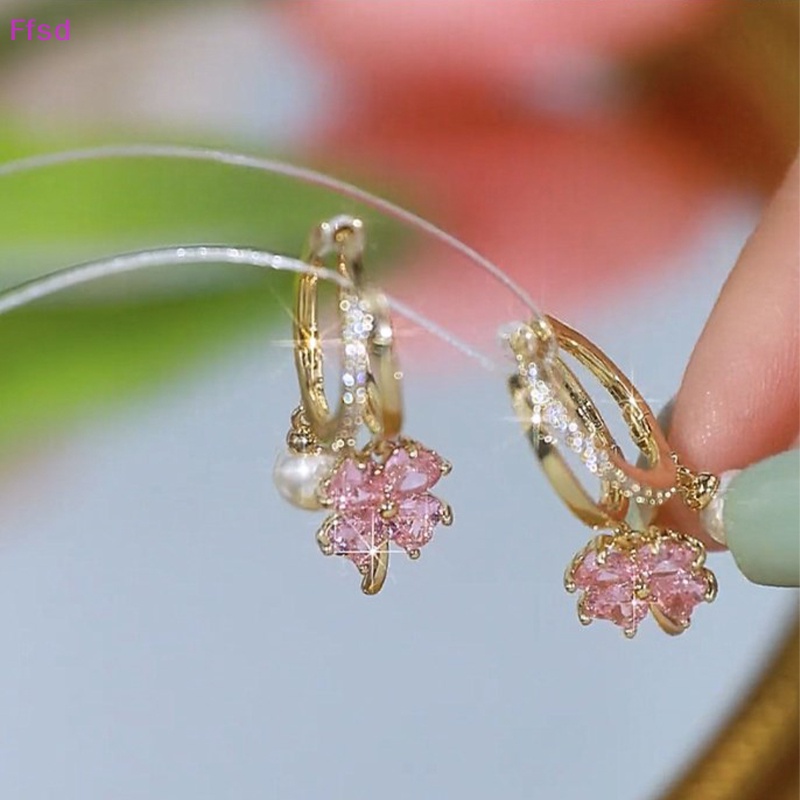 {Ffsd} Bông Tai Hoa Bốn Lá Đính Ngọc Trai Sang Trọng Nhẹ Nhàng Thời Trang Cá TíNh Cho Nữ * Hàng Bán Chạy