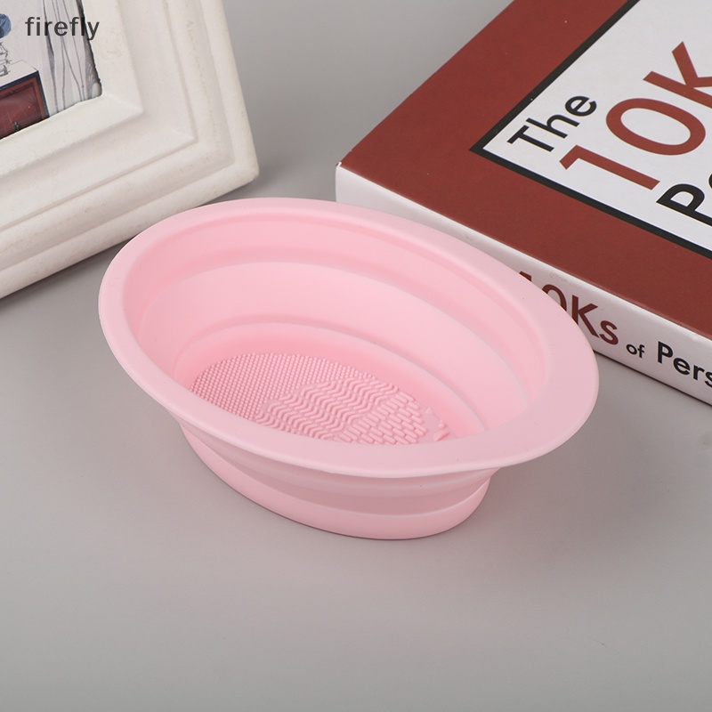 Dụng Cụ Vệ Sinh Cọ Trang Điểm Bằng Silicone Gấp Gọn Tiện Lợi