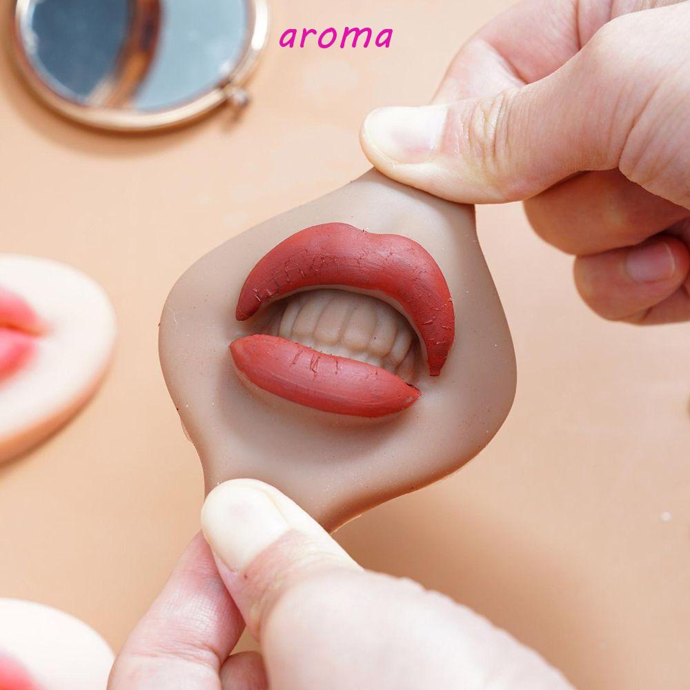 Miếng Silicone Dùng Thực Hành Xăm Môi 3D Có Hương Thơm