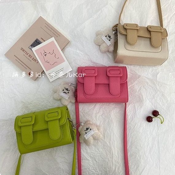 Cao Cấp Túi Đeo Chéo Vai Hình Vuông Nhỏ Màu Đỏ Hồng Kèm Mặt Nạ Gấu Thái Lan Thời Trang Cho Nữ