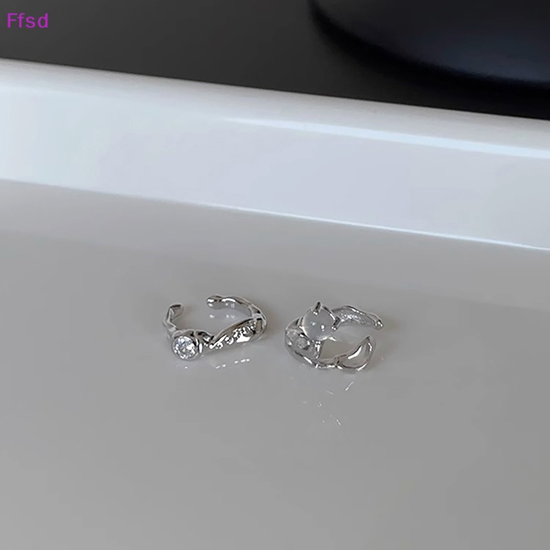 Bộ 2 Khuyên Tai Kẹp Vành Tai Đính Đá Zircon Hình Chữ C Nhỏ Đơn Giản Dễ Phối Đồ Cho Nữ