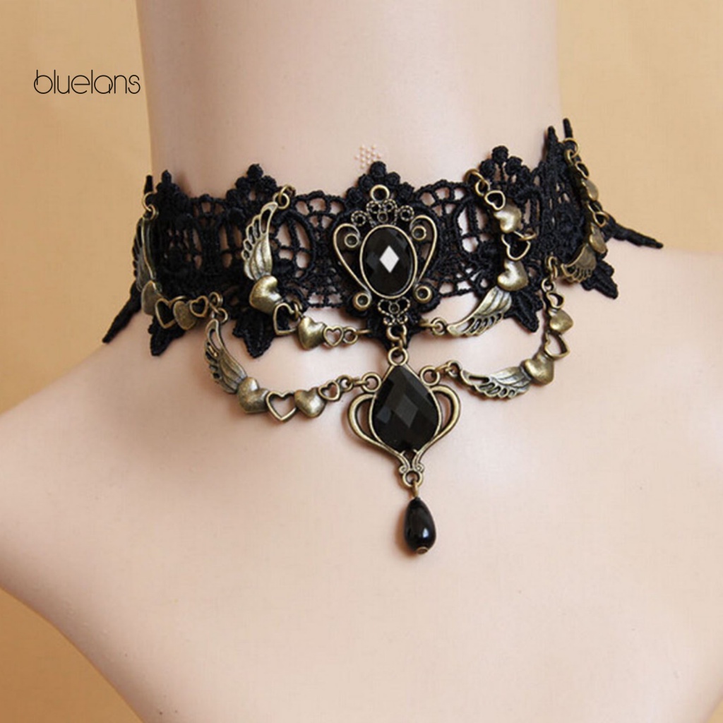Vòng Cổ Choker Ren Màu Đen Gắn Đá Pha Lê Nhân Tạo Phối Tua Rua Phong Cách Gothic Punk Cho Nữ