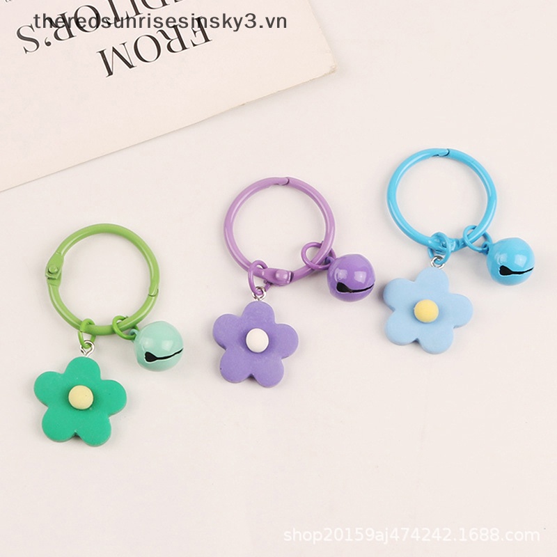 1 Móc Khóa Resin Thủ Công Hình Bông Hoa Nhiều Màu Dễ Thương