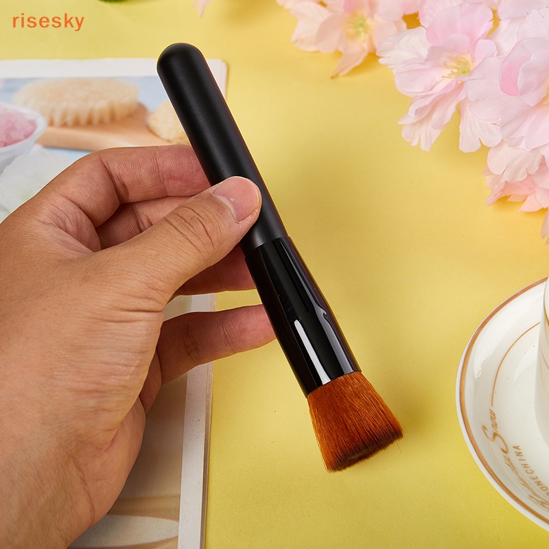 1 Cọ Trang Điểm Nền / Kem Che Khuyết Điểm / Má Hồng Chuyên Nghiệp Màu Đen Cho Nữ