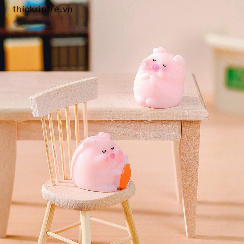 Mô Hình Chú Heo Hoạt Hình Mini Bằng Nhựa Resin Dễ Thương Trang Trí Tiểu Cảnh / Nhà Cửa / Xe Hơi