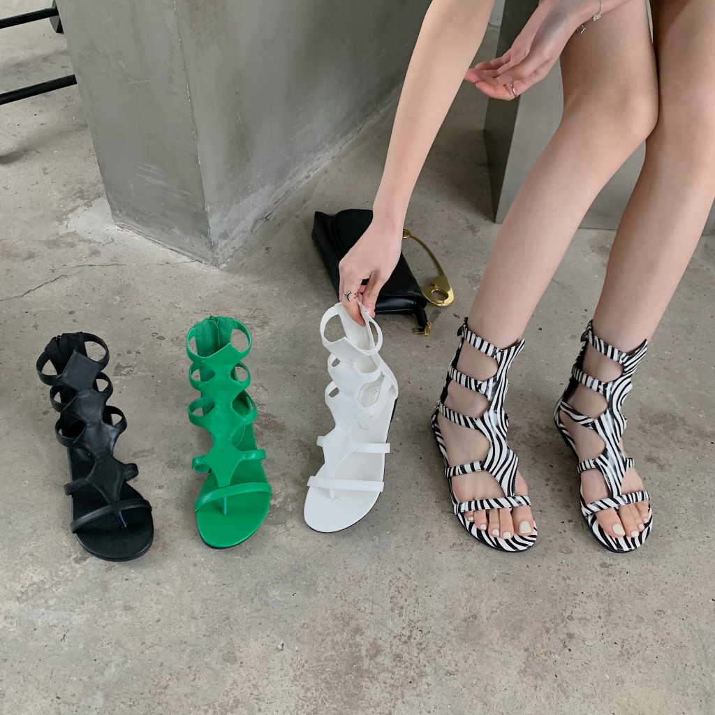 🙌Giày Sandal La Mã Mùa Hè 2023 Bằng Da Bóng Đế Phẳng Dây Buộc Cổ Thấp Phẳng Phong Cách Mới
