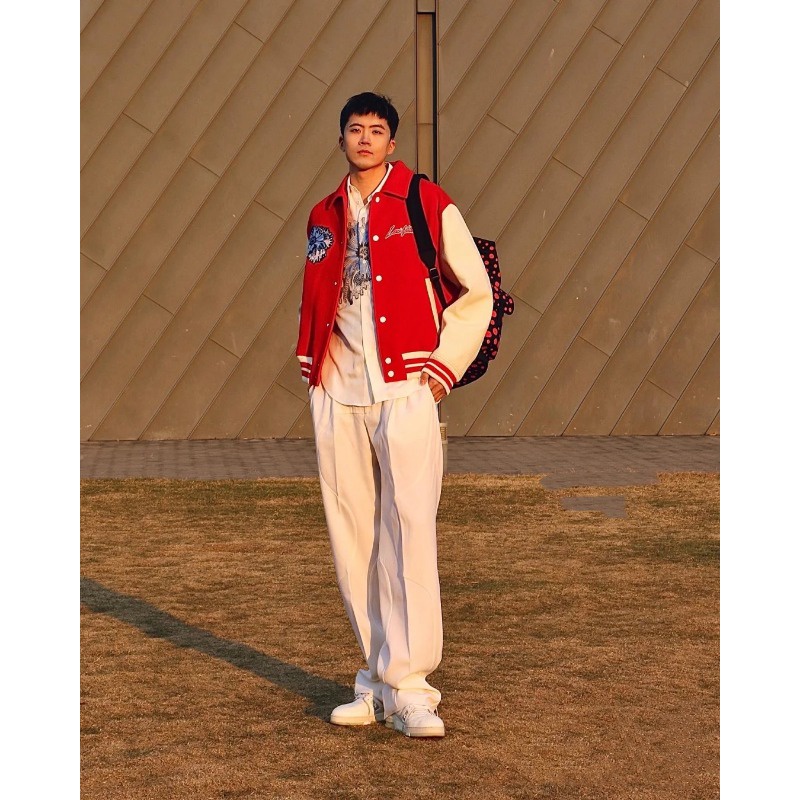 ❤️❤️ ❤️❤️ Áo Khoác Nam Tay Dài Cổ Chữ V Có Dây Kéo Thêu Hoa Văn