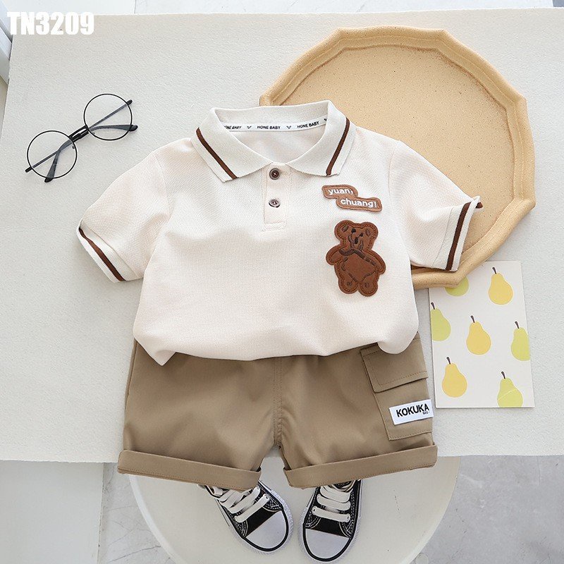 Set Đồ Bé Trai Áo Có Cổ polo thêu gấu và quần đùi kaki kèm túi đeo chéo Set Gấu Cho Bé Trai Tiger Baby Shop