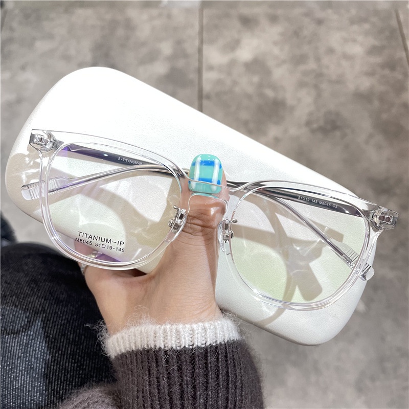 Mắt Kính Trang Điểm Trơn Bằng Titan Nguyên Chất Siêu Nhẹ Có Thể Được Trang Điểm Chống Bức Xạ Màu Xanh Dương Cho Nam Và Nữ