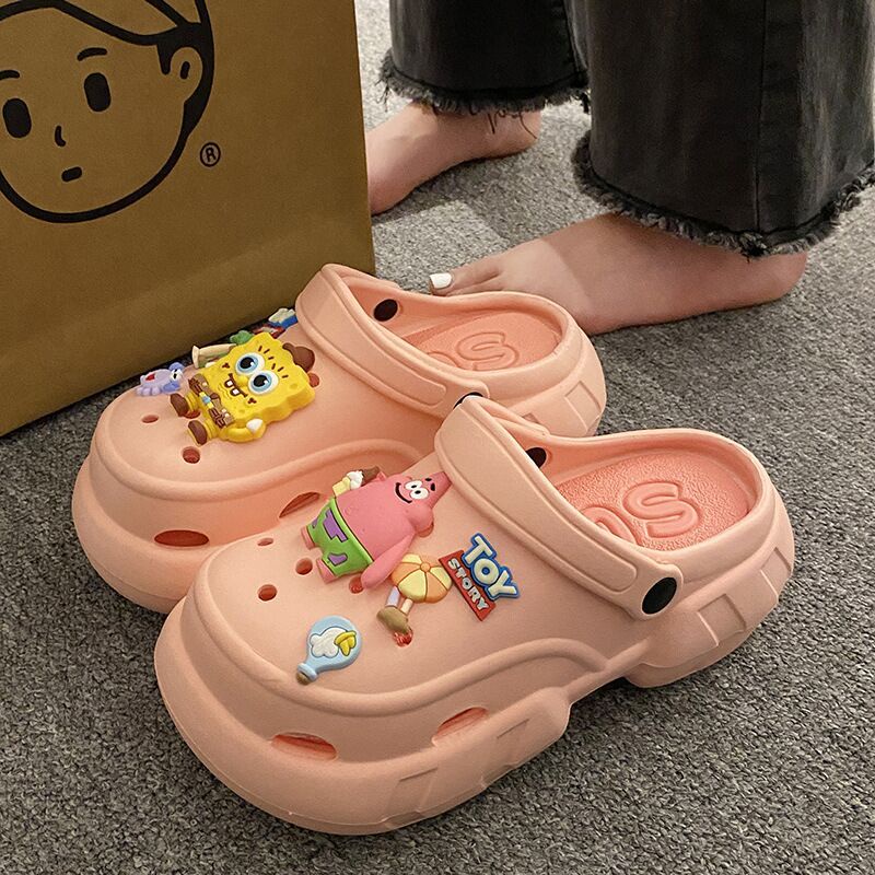 Dép Bít Mũi Đế Dày Đục Lỗ Họa Tiết Hoạt Hình Dễ Thương Thời Trang Mùa Hè Cho Nữ