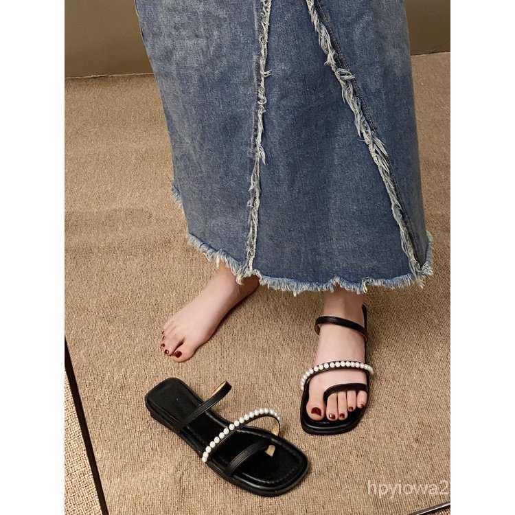 Sandal Đế Thấp 3cm Chất Liệu Cao Su PU Phong Cách Thời Trang Mới 2023